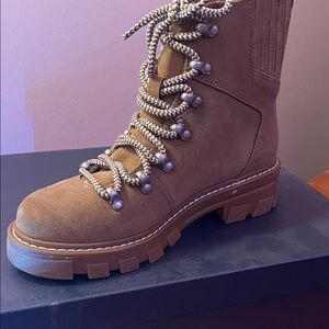 Splendid Brown Lace-Up Boots